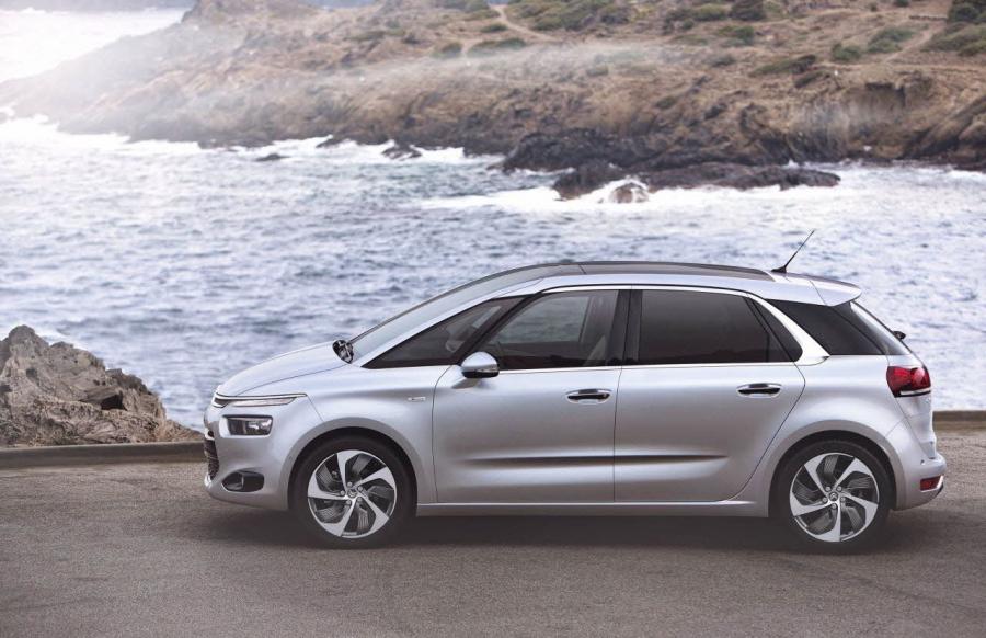  Citroen C4 Picasso 2013 года  (фото 46 из 50)